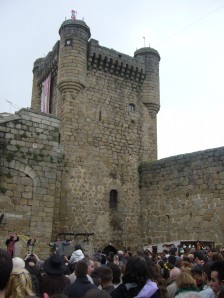 Castillo de Oropesa desde el patio de armas